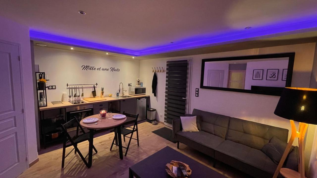 Mille Et Une Nuit, Appartement Classe 3 Etoiles En Rdc Avec Exterieur Et Parking Dole Exterior photo